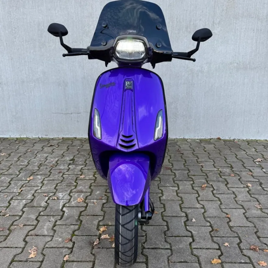 Vespa Sprint Candy Purple Facelift 2026