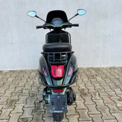 Vespa Sprint Cobra Green Glossy Facelift 2026