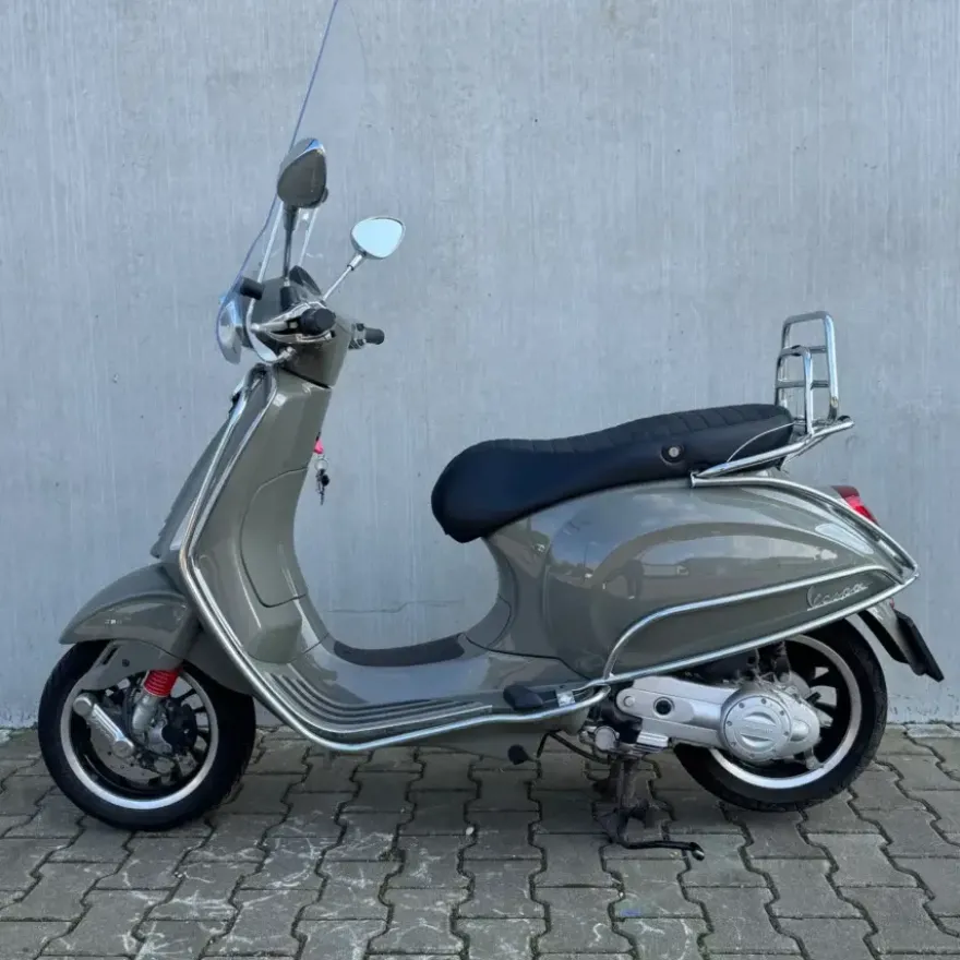 Vespa Sprint Custom Olive Green FJN-84-J
