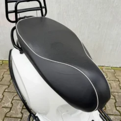 Vespa Sprint Glans Wit FJP-51-F