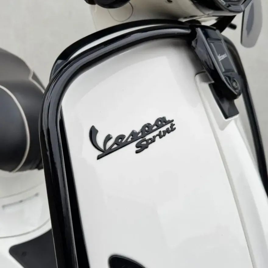 Vespa Sprint Glans Wit FJP-51-F