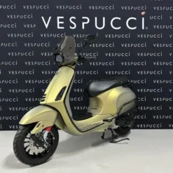Vespa Sprint – 18K Gold