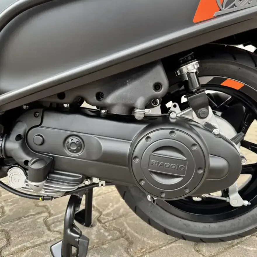 Vespa Sprint Matt Black Facelift 2026 Pakket 3