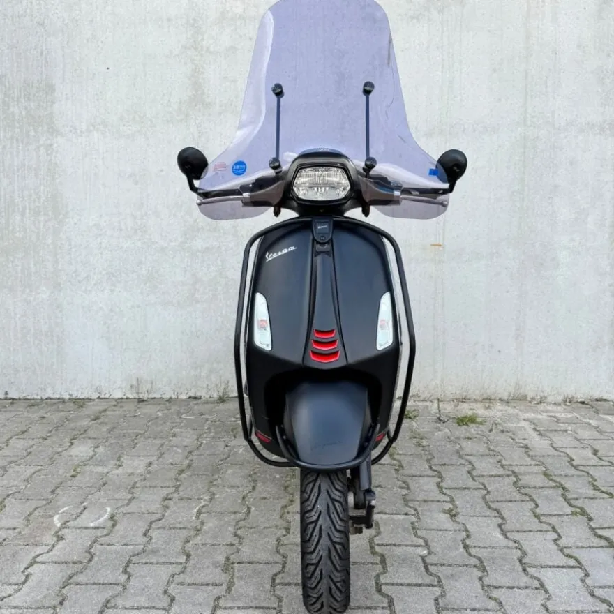 Vespa Sprint Mat Zwart FGZ-95-K