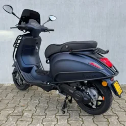 Vespa Sprint Opaco Dark Blue Facelift 2026