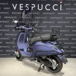 Vespa Sprint – Opaco purple rain