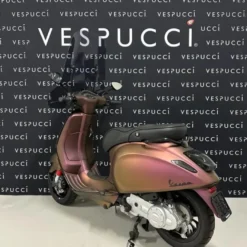 Vespa Sprint – Red to Gold