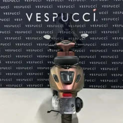 Vespa Sprint – Red to Gold