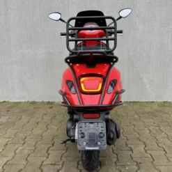 Vespa Sprint Rosso Coraggioso Facelift 2026 Pakket 2